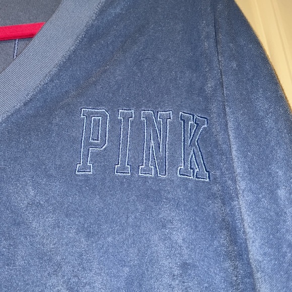 Pre-owned Pink Jersey shirt size medium - Picture 3 of 3
